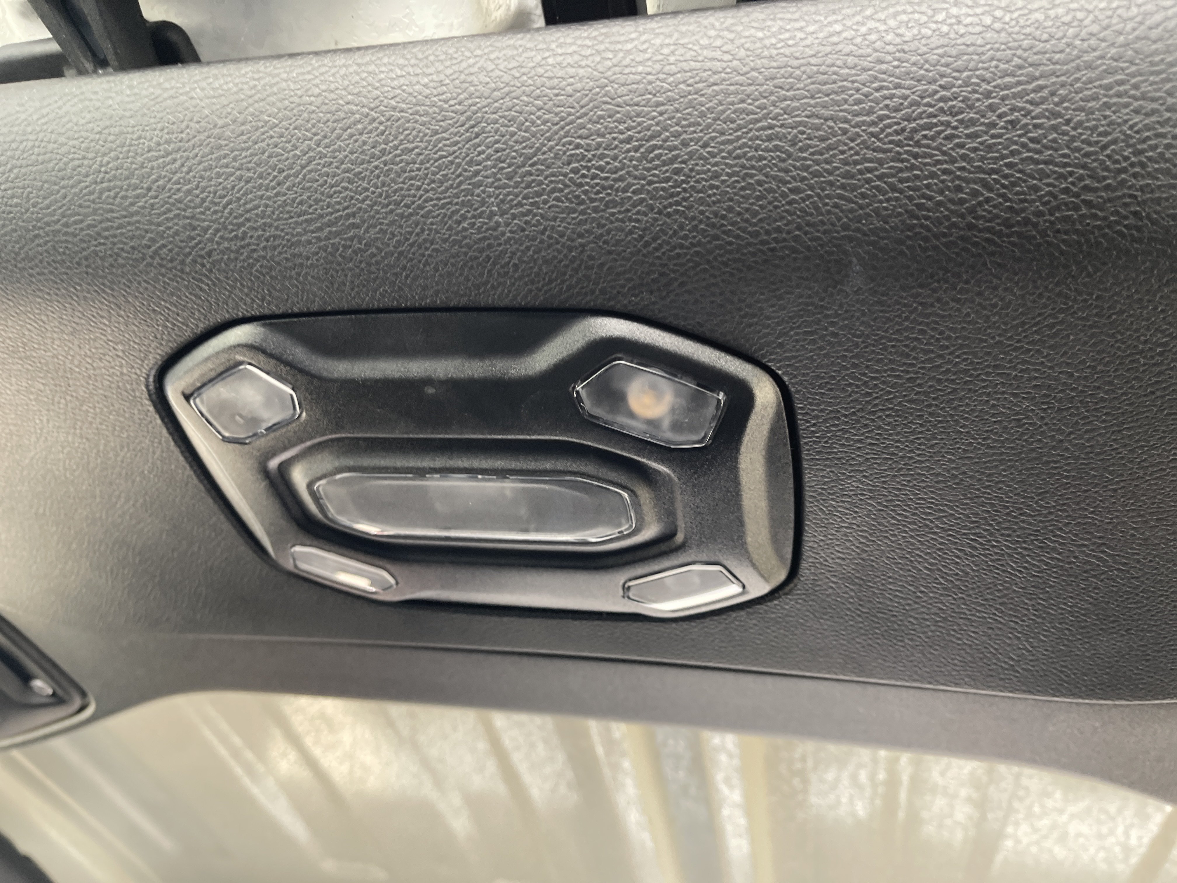 Used 2023 Jeep Gladiator Rubicon w/ LED Lighting Group AWD/4WD image 31