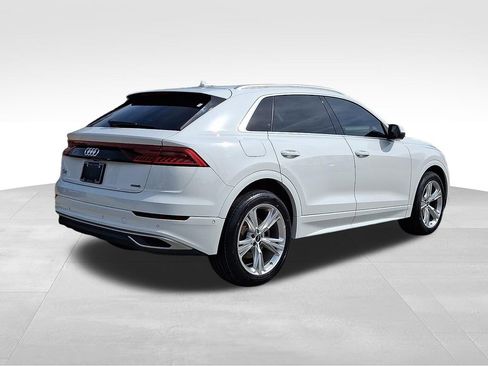 Used 2022 Audi Q8 Premium Plus w/ Premium Plus Package image 6