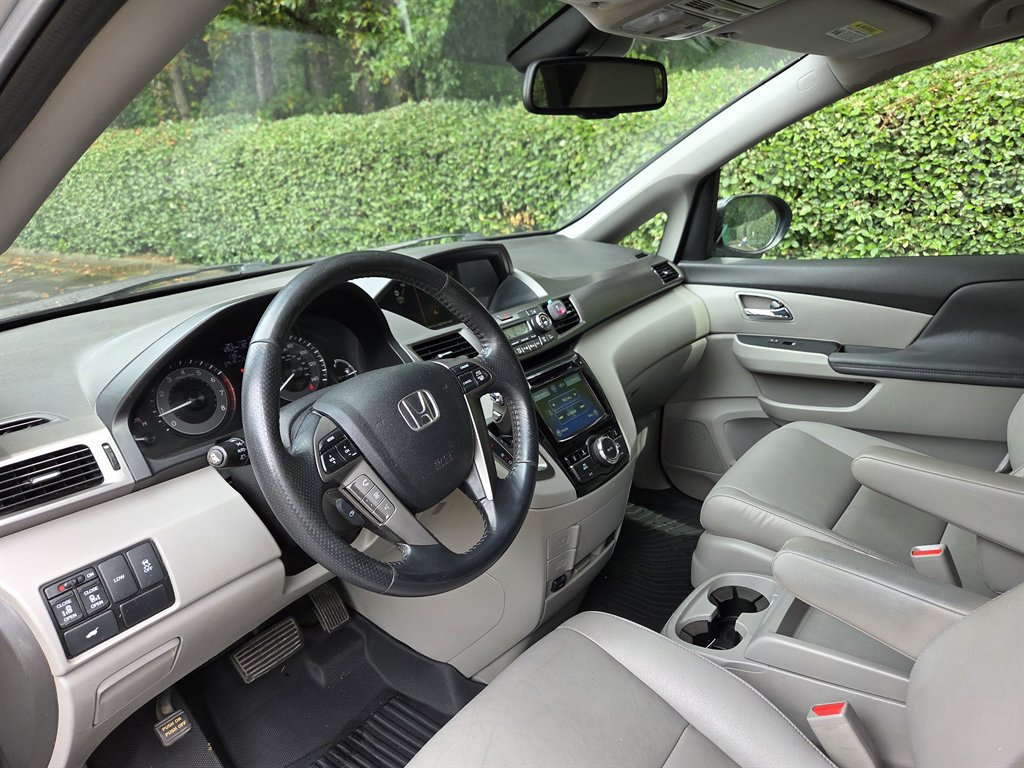 Used 2016 Honda Odyssey EX-L image 24