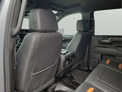 Used 2024 GMC Sierra 1500 AT4 AWD/4WD image 12