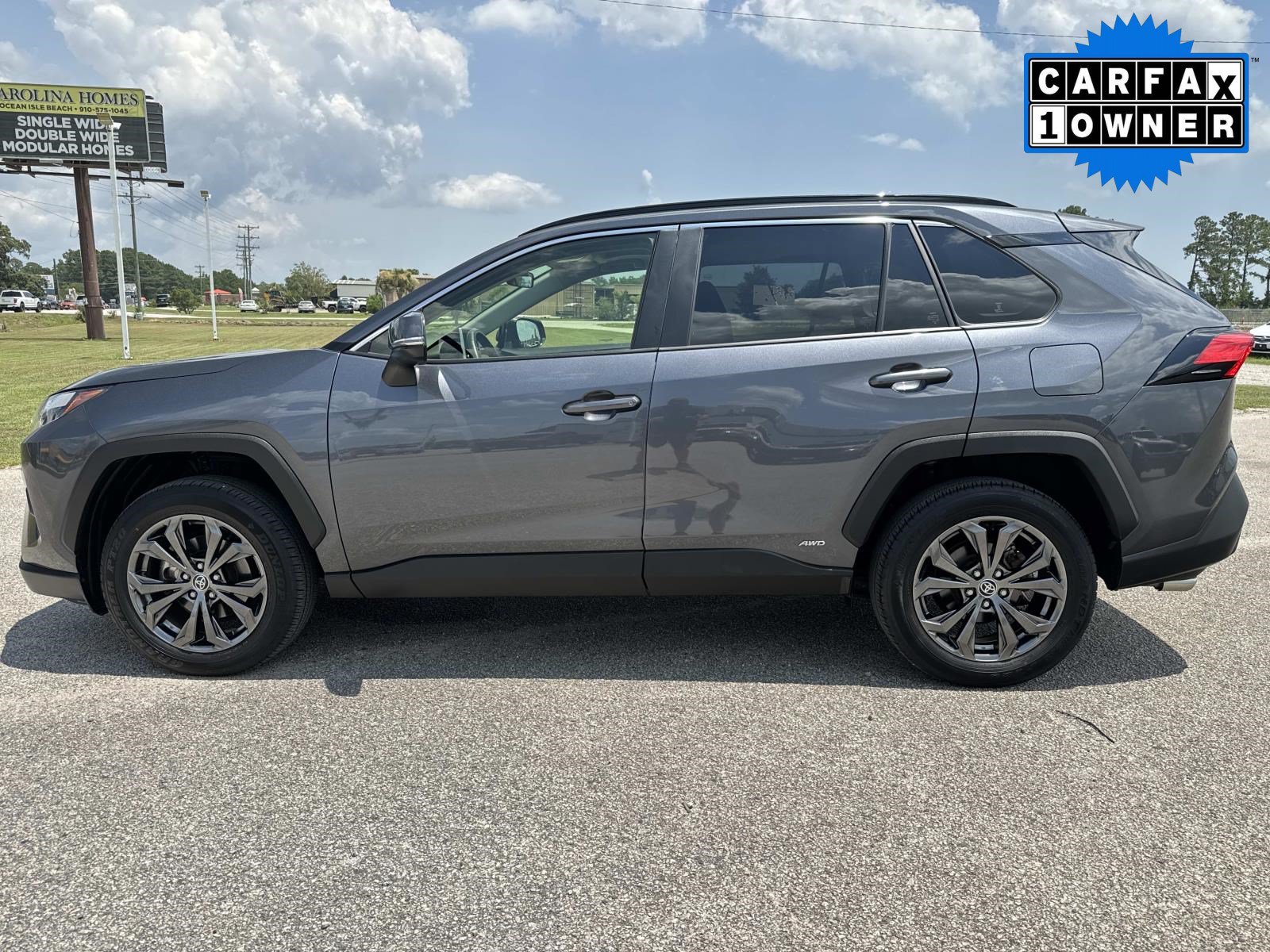 Used 2025 Toyota RAV4 XLE Premium w/ Weather Package AWD/4WD image 7