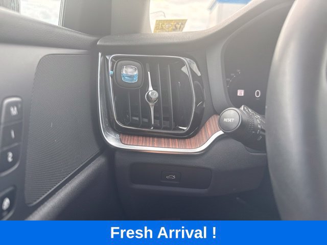 Used 2024 Volvo S60 B5 Plus FWD image 9