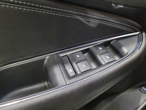 Used 2019 Chevrolet Cruze Premier w/ Driver Confidence II Package FWD image 27