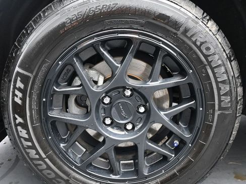 Used 2021 Toyota RAV4 LE image 13