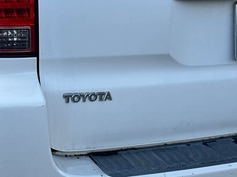 Used 2006 Toyota 4Runner SR5 image 15