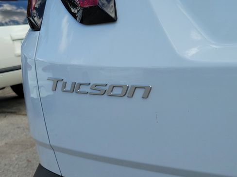New 2026 Hyundai Tucson SE image 6