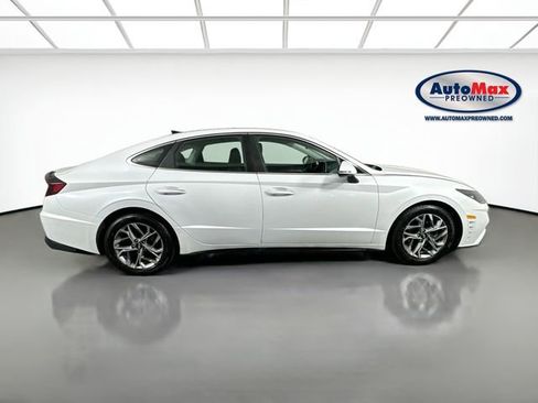 Used 2020 Hyundai Sonata SEL w/ Convenience + Sunroof Package FWD image 10
