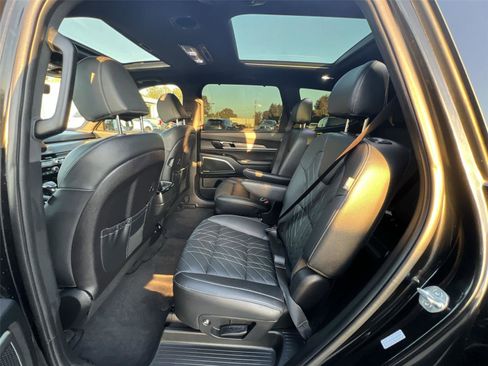 Used 2024 Kia Telluride SX X-Line image 24