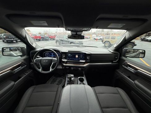 Used 2023 Chevrolet Silverado 1500 RST w/ Redline Edition image 15