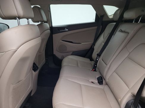 Used 2016 Hyundai Tucson Limited w/ Option Group 03 FWD image 18