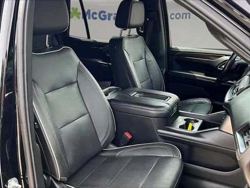 Used 2021 Chevrolet Tahoe Premier w/ Premium Package AWD/4WD image 33
