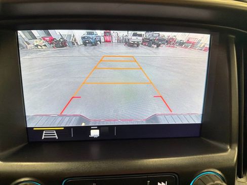 Used 2021 Chevrolet Colorado Z71 w/ Safety Package image 31