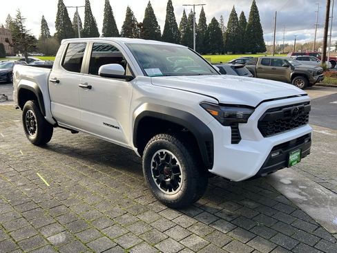 New 2026 Toyota Tacoma TRD Off-Road image 7