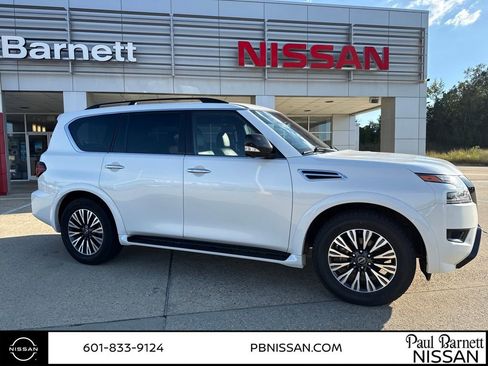 Used 2023 Nissan Armada SL w/ Midnight Edition Package image 18