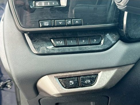 Used 2024 Lexus RX 350 Premium w/ Accessory Package (Z1) AWD/4WD image 10