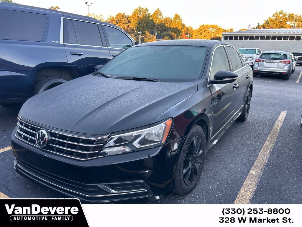 Used 2016 Volkswagen Passat 1.8T FWD image 1