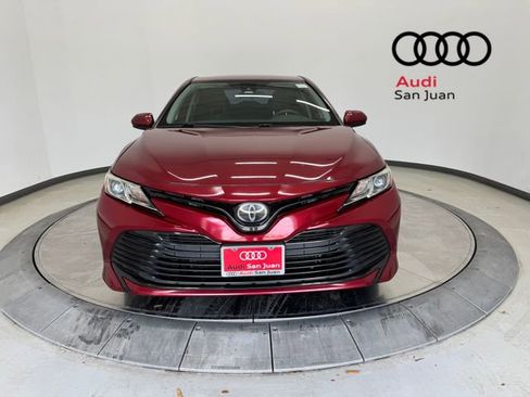 Used 2019 Toyota Camry LE image 2