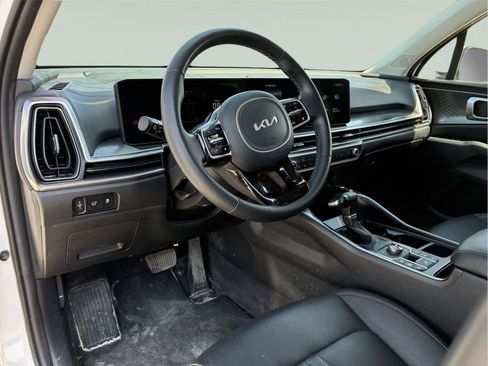 Used 2025 Kia Sorento X-Line EX AWD/4WD image 17