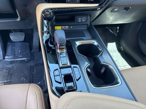 Used 2022 Lexus NX 350h AWD image 21