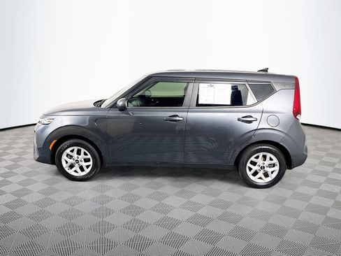 Used 2020 Kia Soul S FWD image 4