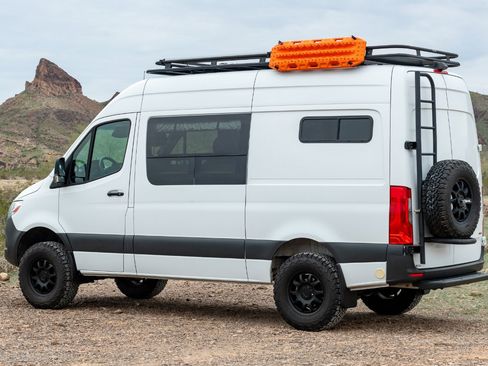 Used 2019 Mercedes-Benz Sprinter 4x4 144 image 19