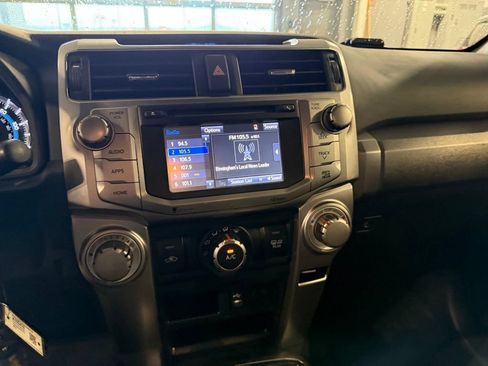 Used 2015 Toyota 4Runner SR5 Premium RWD image 13