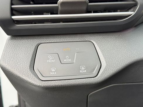 Used 2021 Volkswagen ID.4 1st Edition image 19