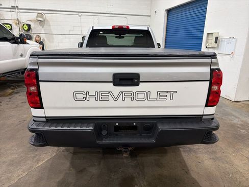Used 2018 Chevrolet Silverado 1500 W/T w/ WT Convenience Package AWD/4WD image 5