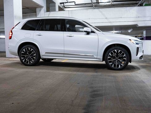 New 2025 Volvo XC90 T8 Plus w/ Protection Package Premier image 7
