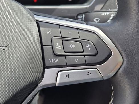 Certified 2023 Volkswagen Tiguan SE R-Line image 26