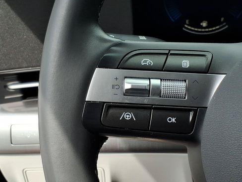 Certified 2025 Hyundai Kona SEL FWD image 24