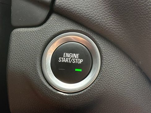 Used 2024 Chevrolet Equinox LT AWD/4WD image 33