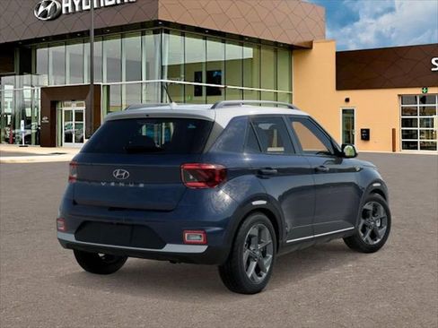 New 2026 Hyundai Venue SEL FWD image 4