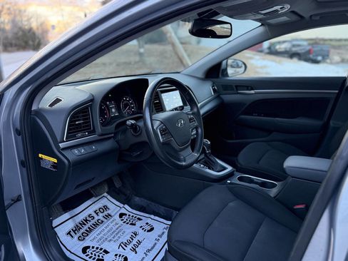 Used 2017 Hyundai Elantra Value Edition image 13