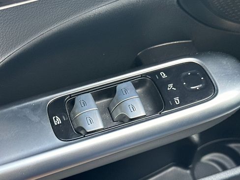 Certified 2022 Mercedes-Benz C 300 Sedan image 13