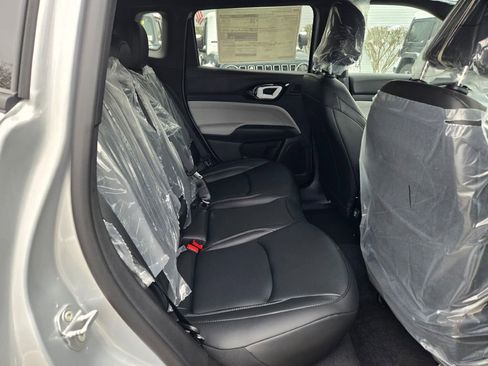 New 2026 Jeep Compass Limited w/ Sun, Sound & Navigation Group image 9