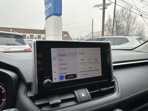 Used 2024 Toyota RAV4 XLE image 24