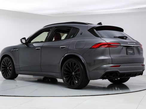 Certified 2023 Maserati Grecale Modena AWD/4WD image 3