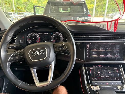 Used 2019 Audi Q8 Premium Plus AWD/4WD image 12
