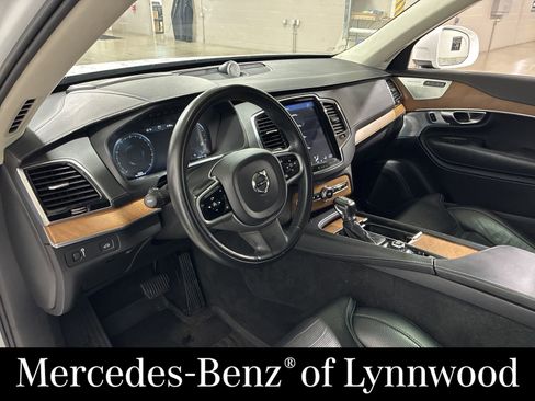 Used 2019 Volvo XC90 T6 Inscription w/ Luxury Package image 4