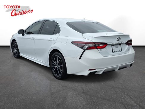 Used 2023 Toyota Camry SE FWD image 7