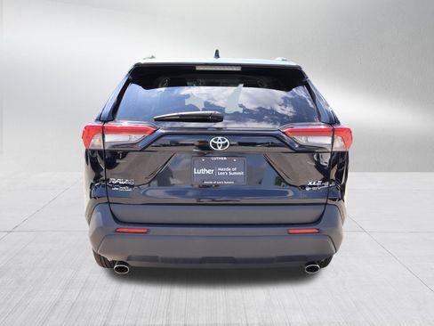 Used 2025 Toyota RAV4 XLE AWD/4WD image 6