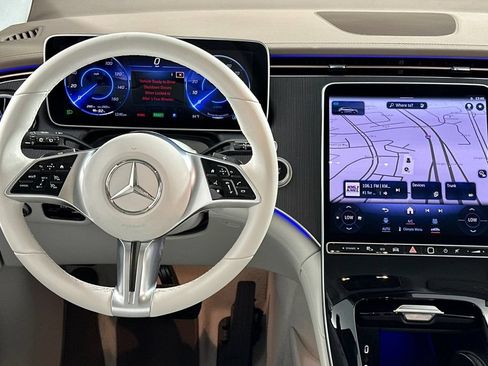 Certified 2026 Mercedes-Benz EQE 320+ SUV image 18