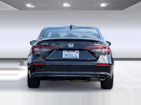 Used 2025 Honda Civic Sport image 9