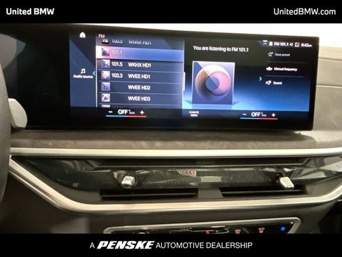 Used 2023 BMW X7 xDrive40i w/ Premium Package image 16