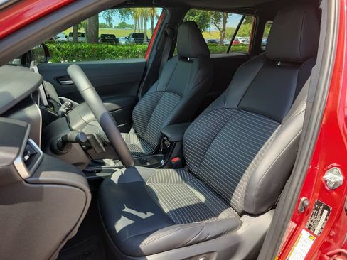Used 2023 Toyota Corolla Cross AWD Hybrid w/ Convenience Package image 17