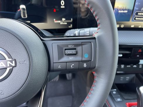 New 2026 Nissan Kicks SR w/ Cold Weather Package image 15