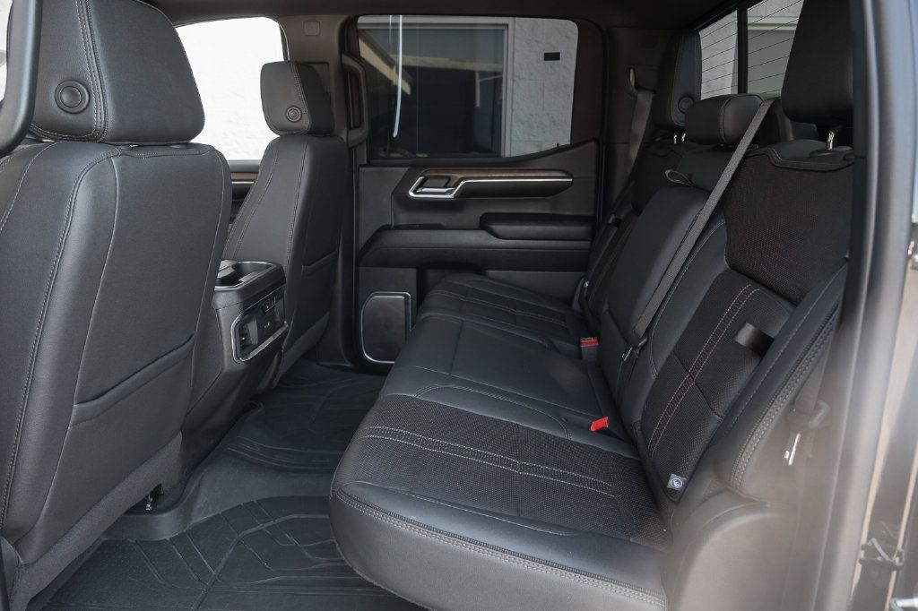 Used 2024 Chevrolet Silverado 1500 High Country RWD image 42