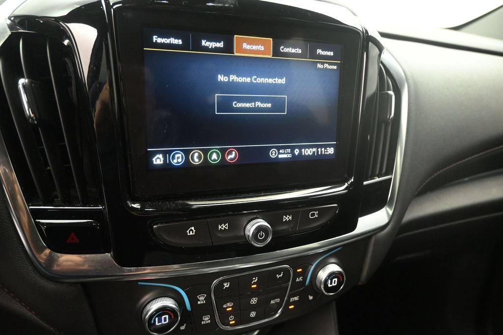 Used 2024 Chevrolet Traverse RS FWD image 12