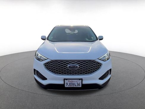 Used 2024 Ford Edge SEL image 4